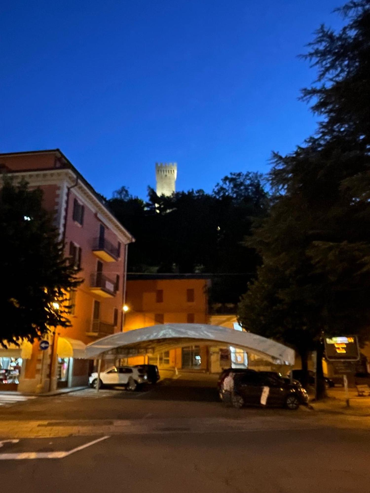 Novecento Luxury&Spa Residence 4 Stelle Montese エクステリア 写真