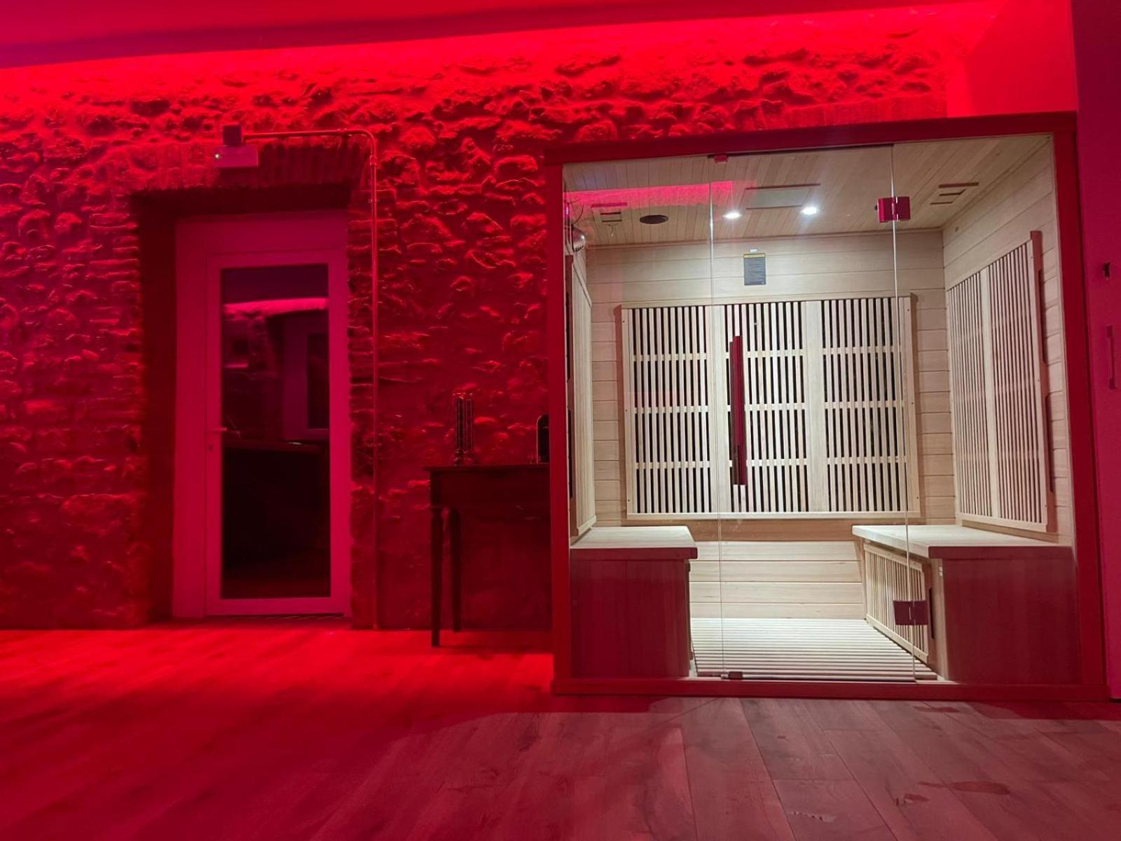 Novecento Luxury&Spa Residence 4 Stelle Montese エクステリア 写真